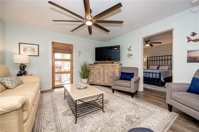 413 Chenault Avenue, Dauphin Island, AL 36528