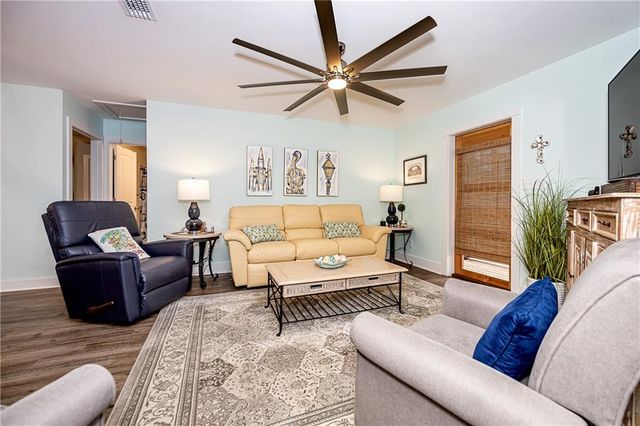 413 Chenault Avenue, Dauphin Island, AL 36528