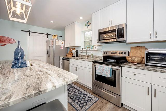 413 Chenault Avenue, Dauphin Island, AL 36528