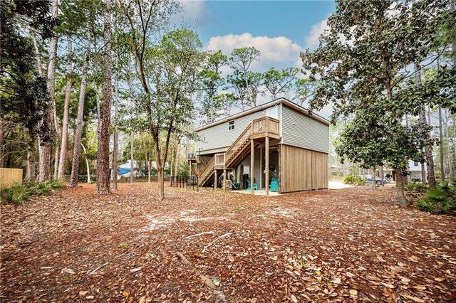 413 Chenault Avenue, Dauphin Island, AL 36528