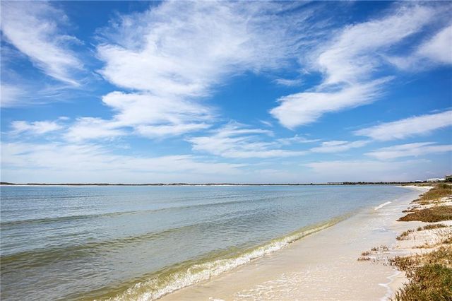 413 Chenault Avenue, Dauphin Island, AL 36528