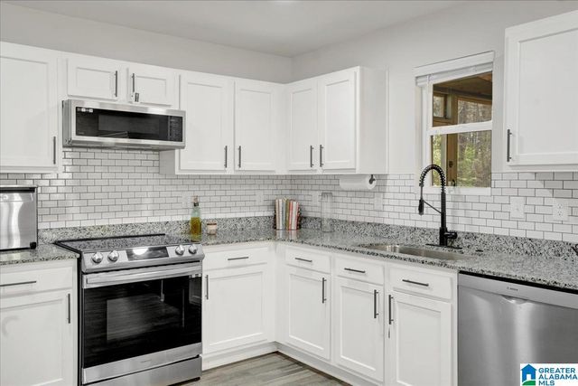 1513 U W CLEMON DRIVE, Birmingham, AL 35214