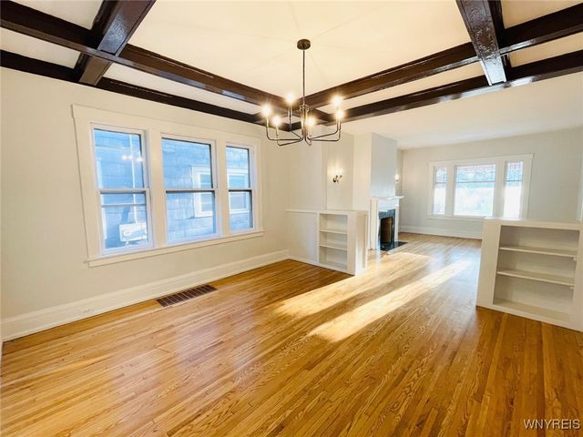 21 Sterling Avenue, Buffalo, NY 14216