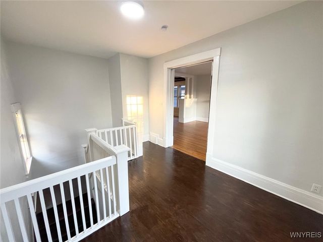 21 Sterling Avenue, Buffalo, NY 14216