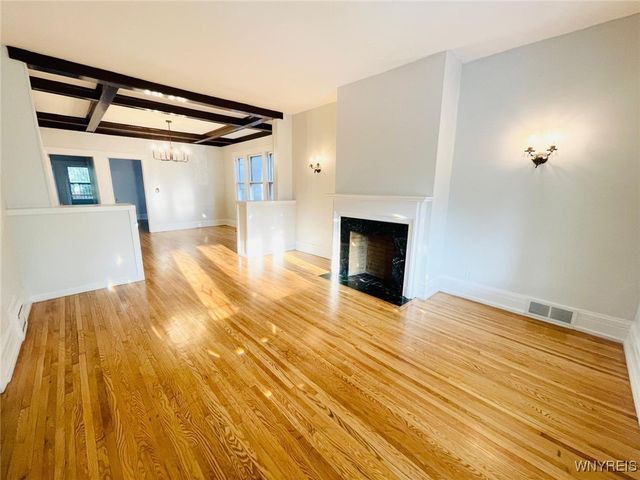 21 Sterling Avenue, Buffalo, NY 14216