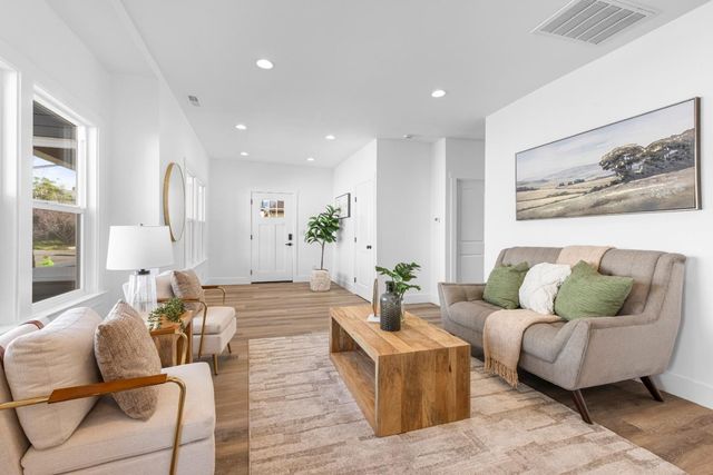 1450 Curtis Street, Berkeley, CA 94702