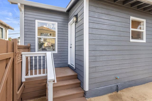 1450 Curtis Street, Berkeley, CA 94702