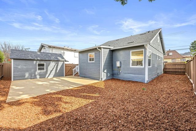 1450 Curtis Street, Berkeley, CA 94702