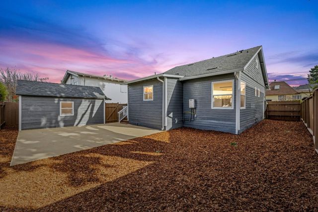 1450 Curtis Street, Berkeley, CA 94702