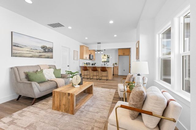 1450 Curtis Street, Berkeley, CA 94702