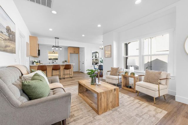 1450 Curtis Street, Berkeley, CA 94702