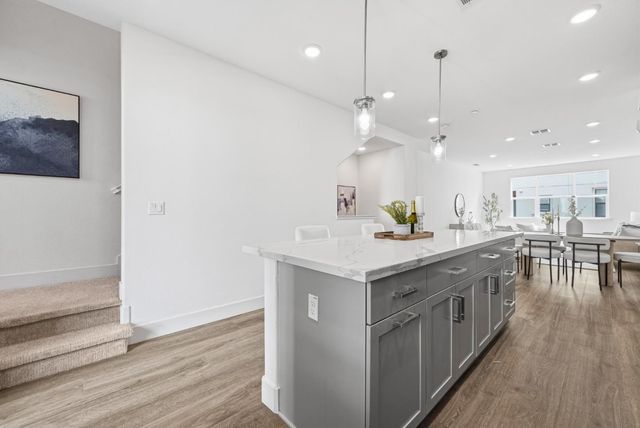 323 Alviso Terrace, Sunnyvale, CA 94085