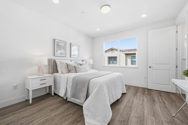 323 Alviso Terrace, Sunnyvale, CA 94085