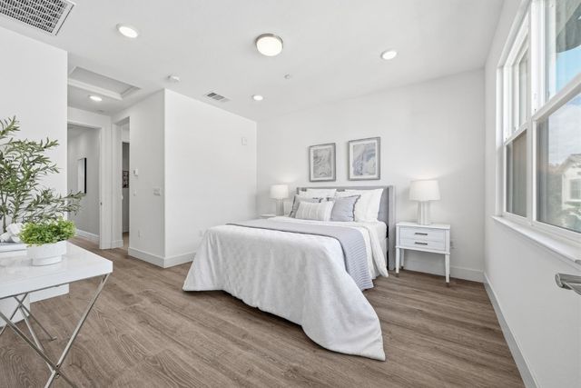 323 Alviso Terrace, Sunnyvale, CA 94085