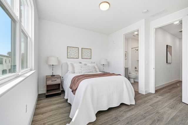 323 Alviso Terrace, Sunnyvale, CA 94085