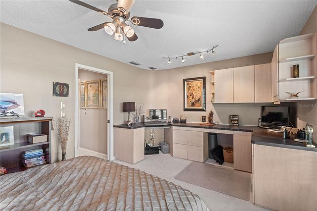 622 PAGET COURT, Venice, FL 34293