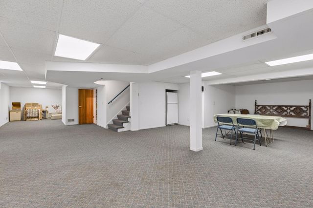 3901 Louisiana Avenue N, New Hope, MN 55427