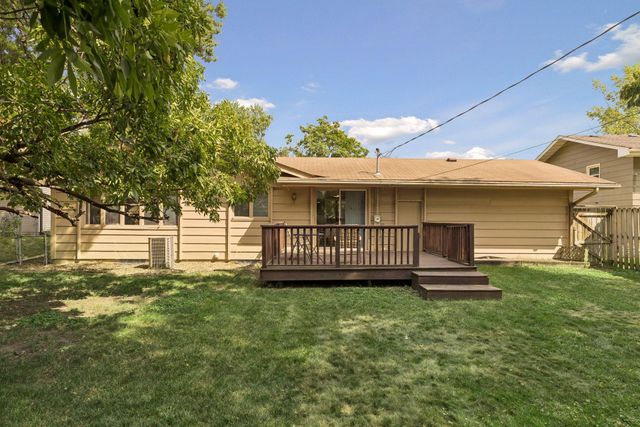 3901 Louisiana Avenue N, New Hope, MN 55427