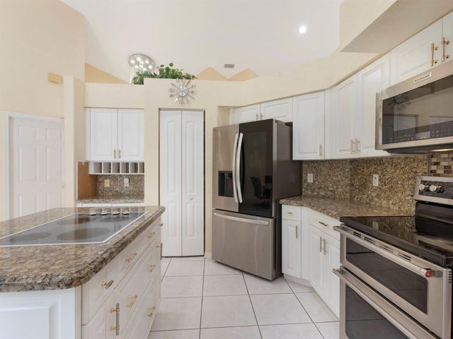 5159 Brookview Drive, Boynton Beach, FL 33437