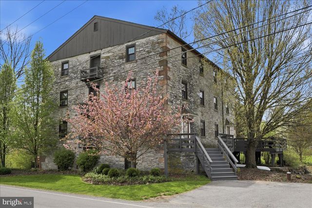 475 SNAVELY MILL RD, Lititz, PA 17543