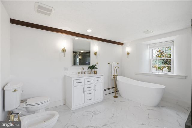 475 SNAVELY MILL RD, Lititz, PA 17543