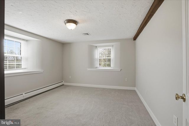 475 SNAVELY MILL RD, Lititz, PA 17543