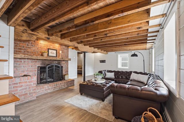 475 SNAVELY MILL RD, Lititz, PA 17543