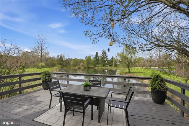 475 SNAVELY MILL RD, Lititz, PA 17543