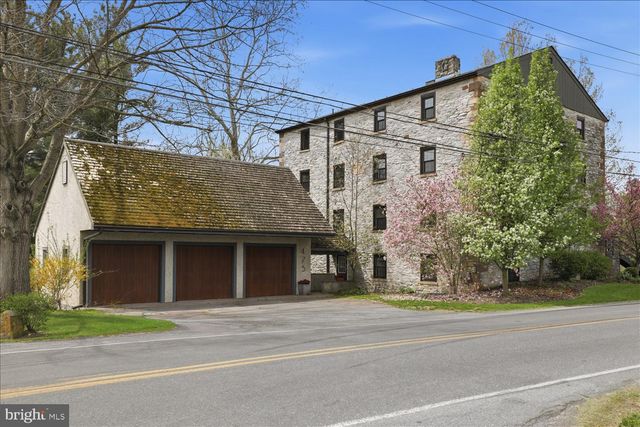 475 SNAVELY MILL RD, Lititz, PA 17543
