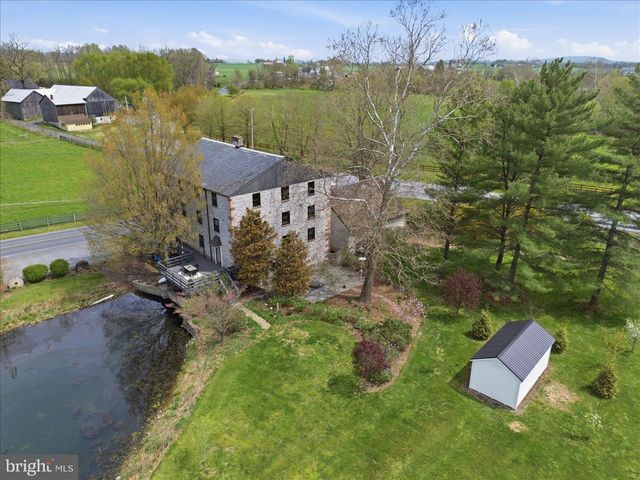 475 SNAVELY MILL RD, Lititz, PA 17543