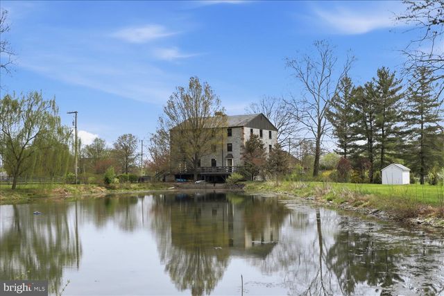 475 SNAVELY MILL RD, Lititz, PA 17543
