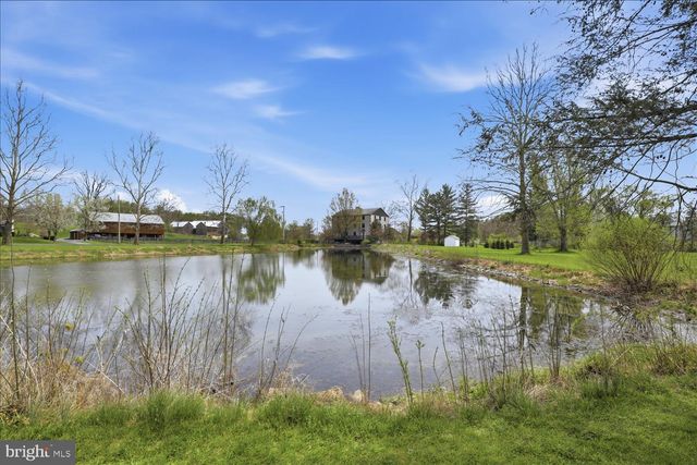 475 SNAVELY MILL RD, Lititz, PA 17543