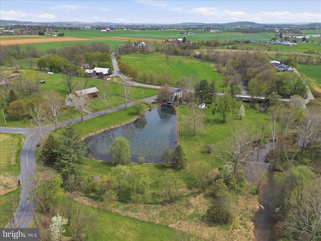 475 SNAVELY MILL RD, Lititz, PA 17543