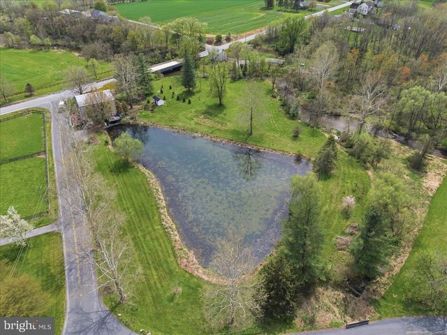 475 SNAVELY MILL RD, Lititz, PA 17543