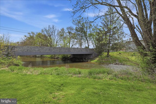 475 SNAVELY MILL RD, Lititz, PA 17543