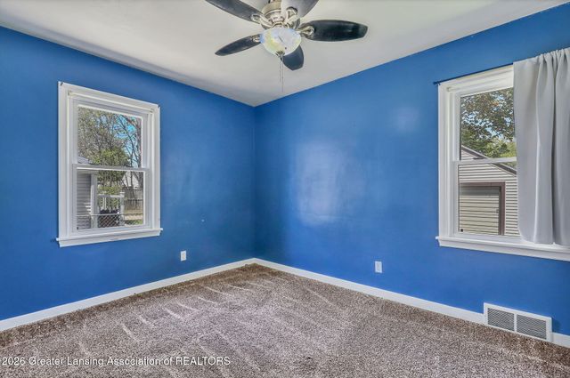 1208 Gordon Avenue, Lansing, MI 48910
