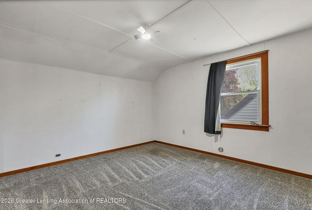 1208 Gordon Avenue, Lansing, MI 48910