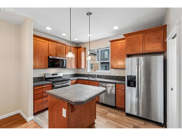 16115 Sw GAGE Ln, Beaverton, OR 97006