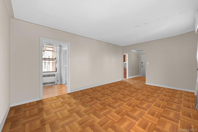 8380 118th st 6G, Kew Gardens, NY 11415