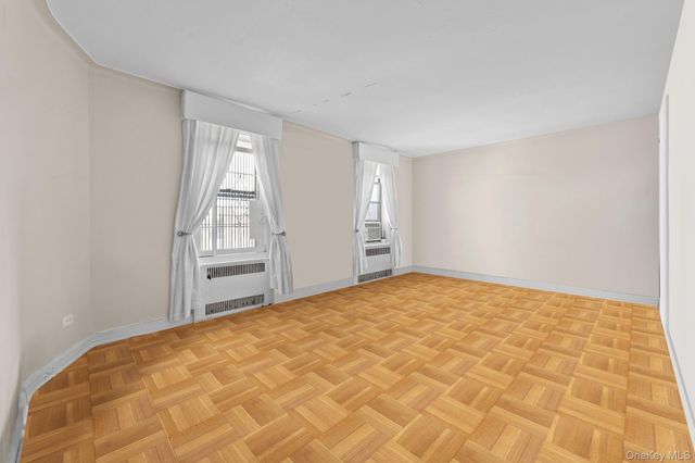 8380 118th st 6G, Kew Gardens, NY 11415