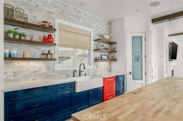 111 Rivo Alto Canal, Long Beach, CA 90803