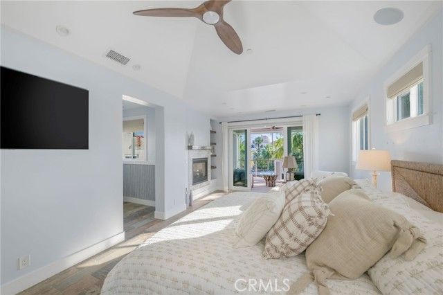 111 Rivo Alto Canal, Long Beach, CA 90803