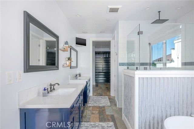 111 Rivo Alto Canal, Long Beach, CA 90803