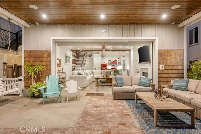 111 Rivo Alto Canal, Long Beach, CA 90803