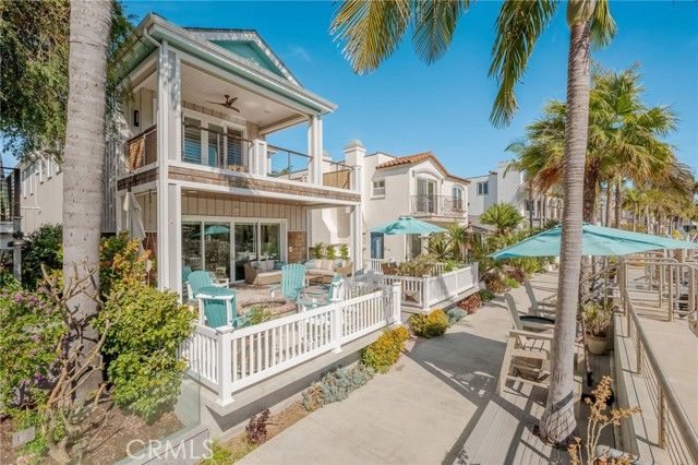 111 Rivo Alto Canal, Long Beach, CA 90803