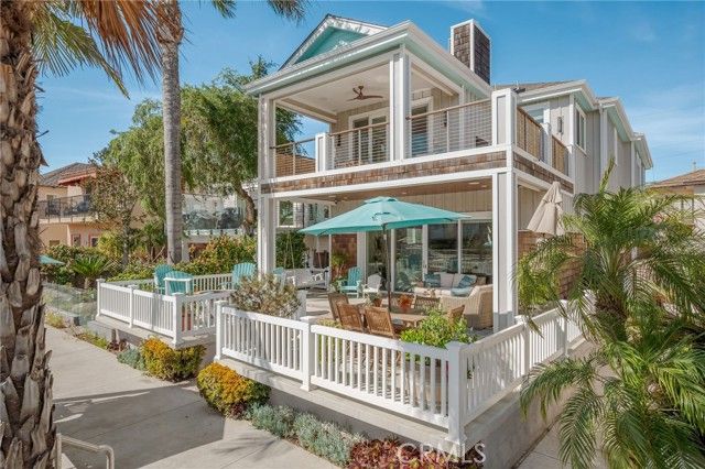 111 Rivo Alto Canal, Long Beach, CA 90803