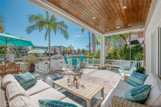 111 Rivo Alto Canal, Long Beach, CA 90803