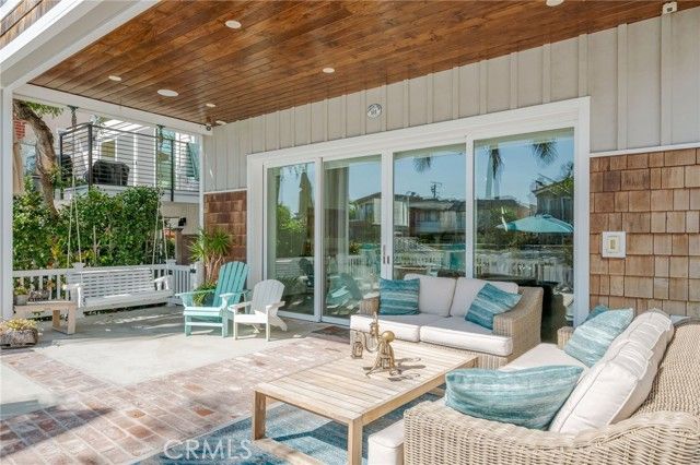 111 Rivo Alto Canal, Long Beach, CA 90803