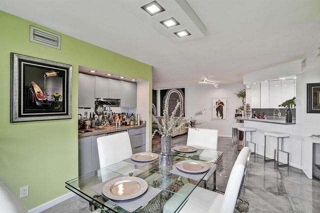 2603 NW 103rd Avenue 401, Sunrise, FL 33322