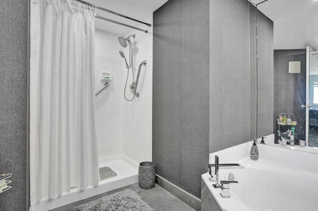 2603 NW 103rd Avenue 401, Sunrise, FL 33322